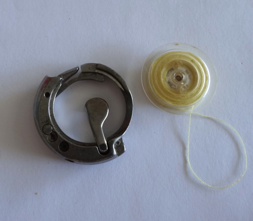 Boîtier canette singer pour - boîtier,