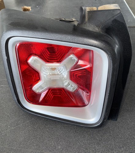 Fanale posteriore jeep - posteriore, sx