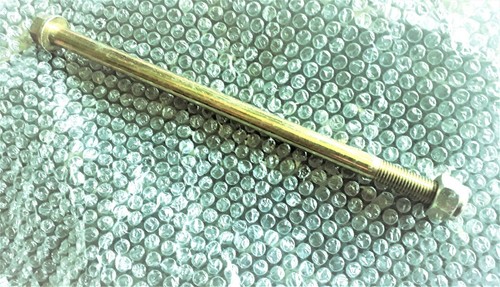 Axe fixation amortisseurs pour - fixation,