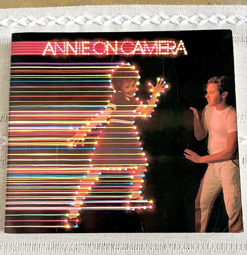 Annie camera anne - camera, hoy