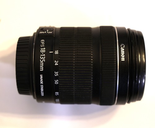 Canon 135 3 - mm, f/3.5-5.6