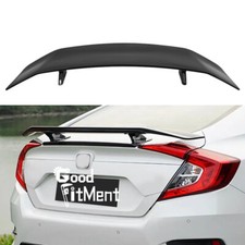 Spoiler posteriore nero lucido