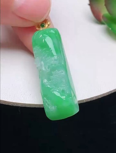 18k yellow gold - sun, green