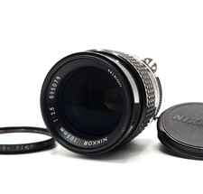 Nikon Ai-S Nikkor 105mm F/2.5