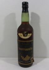 # bottiglia di vino vernaccia 1971