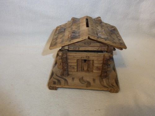 Salvadanaio legno fatto a - in,