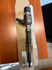 03L130277B INIETTORE USATO PER MOTORI 2.0 TDI VOLKSWAGEN