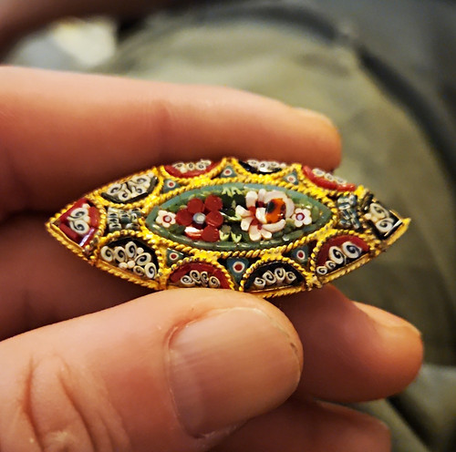 Spilla fiore micro mosaico