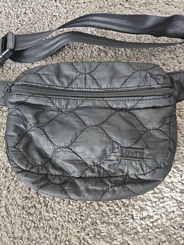 Levis boxy banana sling - levis, nero