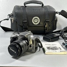 Canon EOS 300D con EF 18-55mm