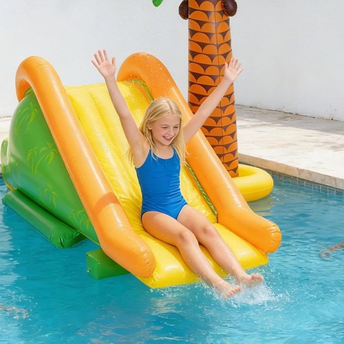 Scivolo gonfiabile per piscina