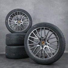 Porsche Cayenne con gomme invernali 21 pollici 9YA Turbo GTS cerchi RS Spyder