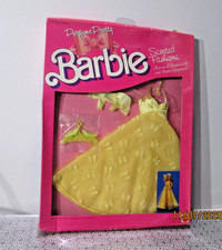 Barbie PROFUMO CARTY vestito