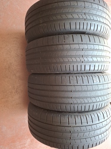 Pneumatici 245 r20 - r20,