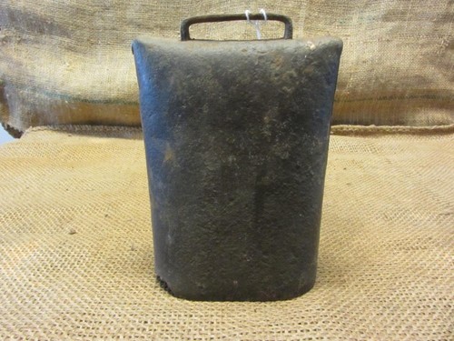 Campana pecora mucca metallo