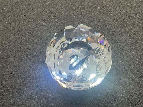 Swarovski figurine paperweight - figurine,