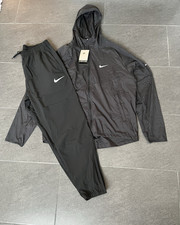 Nike Miller nere