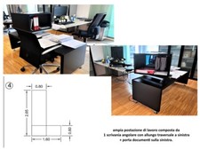 Vendiamo 7 ampie scrivanie angolari per soluzione d'ufficio.