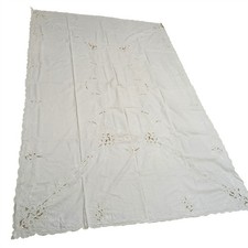 Tovaglia lino ricamata trina