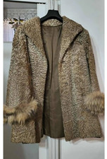 Pelliccia usata in astrakan