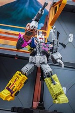  Transformers Defender