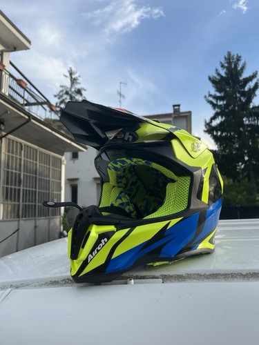Casco airoh cross - casco,