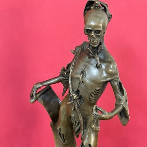 Statua scheletro bronzo