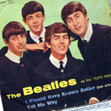 THE BEATLES 1964 TUTTI PER UNO
