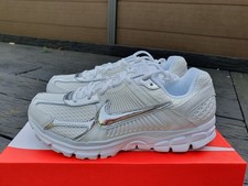 Nike Zoom Vomero 5 punta