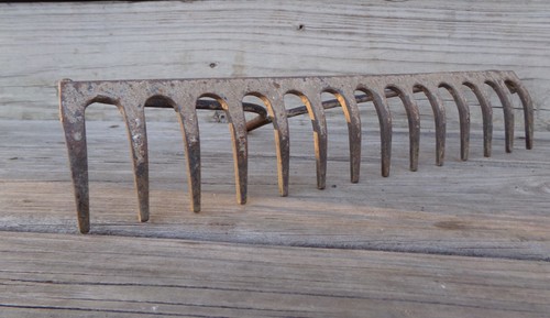 Vintage rake head authentic - vintage,