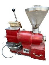 MACINA CAFFE E GRATTUGIA