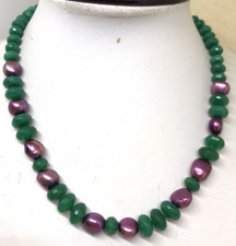 COLLANA  43 CM PIETRE NATURALI DI RADICE DI SMERALDO E PERLE BAROCCHE VIOLA