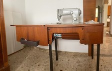 Macchina da cucire PFAFF 260 con mobile originale modello tedesco anni ’60/’70