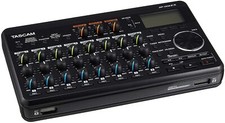 TASCAM Registratore