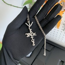 Collana con ciondolo Travis