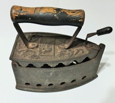 FERRO DA STIRO A CARBONE  IN