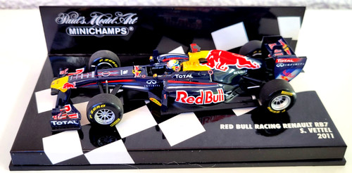 Minichamps vettel red - 1:43, s.