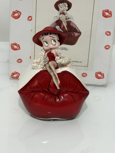 Betty boop vintage - vintage, lips