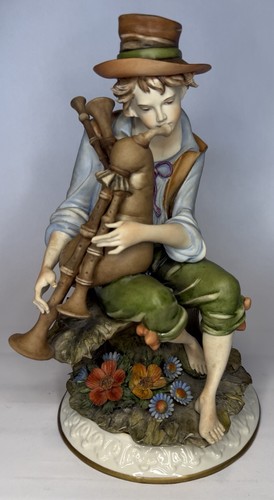 Nico venzo statuina - nico, porcellana