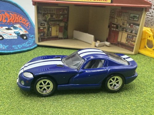 Hot wheels dodge viper gts - dodge,