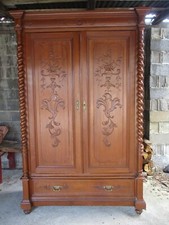 ARMADIO ANTICO IN LEGNO DI CILIEGIO MASSELLO 