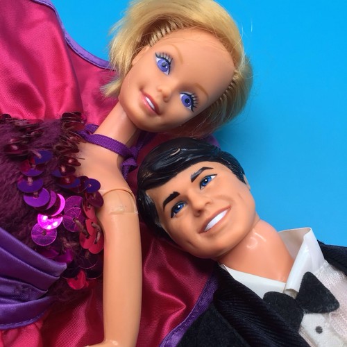 Barbie ken con data dei - e,
