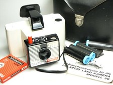 Macchina fotografica terrestre Polaroid modello 20 swinger