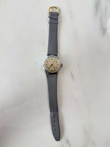 Rare montre militaire vintage - rare,