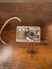 Sony Cyber-shot DSC-W55 - 2