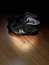 Nike Air Jordan 1 Mid 'Triple