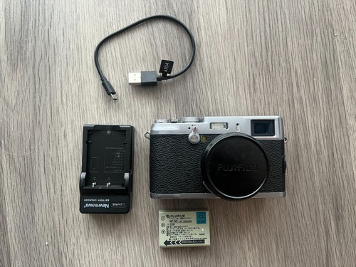Fujifilm x100 silver - silver, (usato)