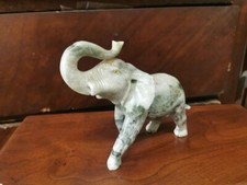 Pregiato elefante giada - pregiato,