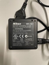 Caricabatteria Nikon MH-53