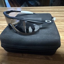 Oakley M Frame ( Pro M) Vented Hybrid!! Good Condition!!